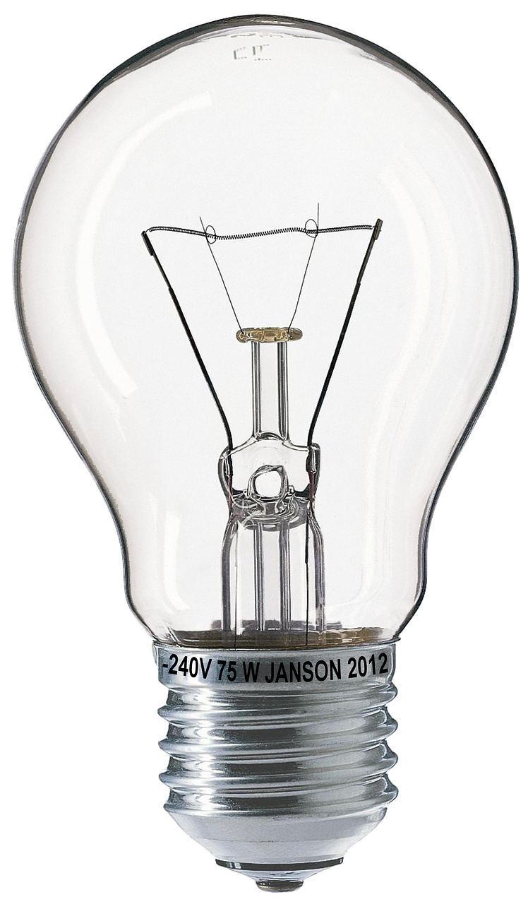 職場で孤立しやすい女性の特徴とは？