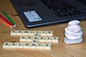 保育士の仕事を考えると眠れない夜に試したいリラックス法は？