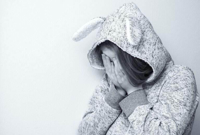 美容部員に向いてない20代が転職する際の注意点は？